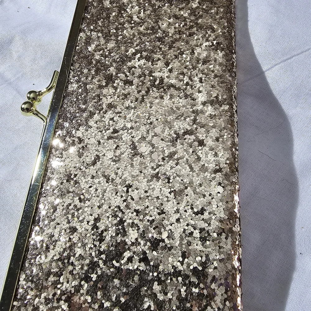 Elegant Vintage Gold Glitter Vintage Wallet - Picture 7 of 14